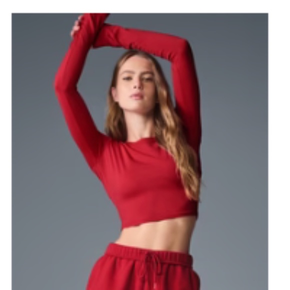 ALO YOGA Alosoft Crop Finesse Long Sleeve BOLD RED SMALL - Picture 1 of 3